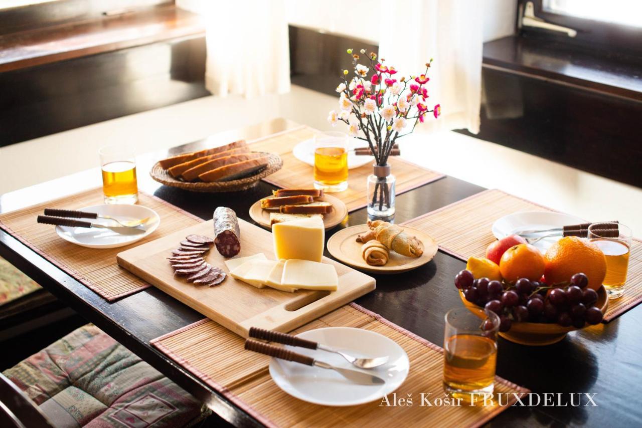 Вилла Pet & Family Friendly House Viktorija - House Near Golica With Triglav View Есенице Экстерьер фото