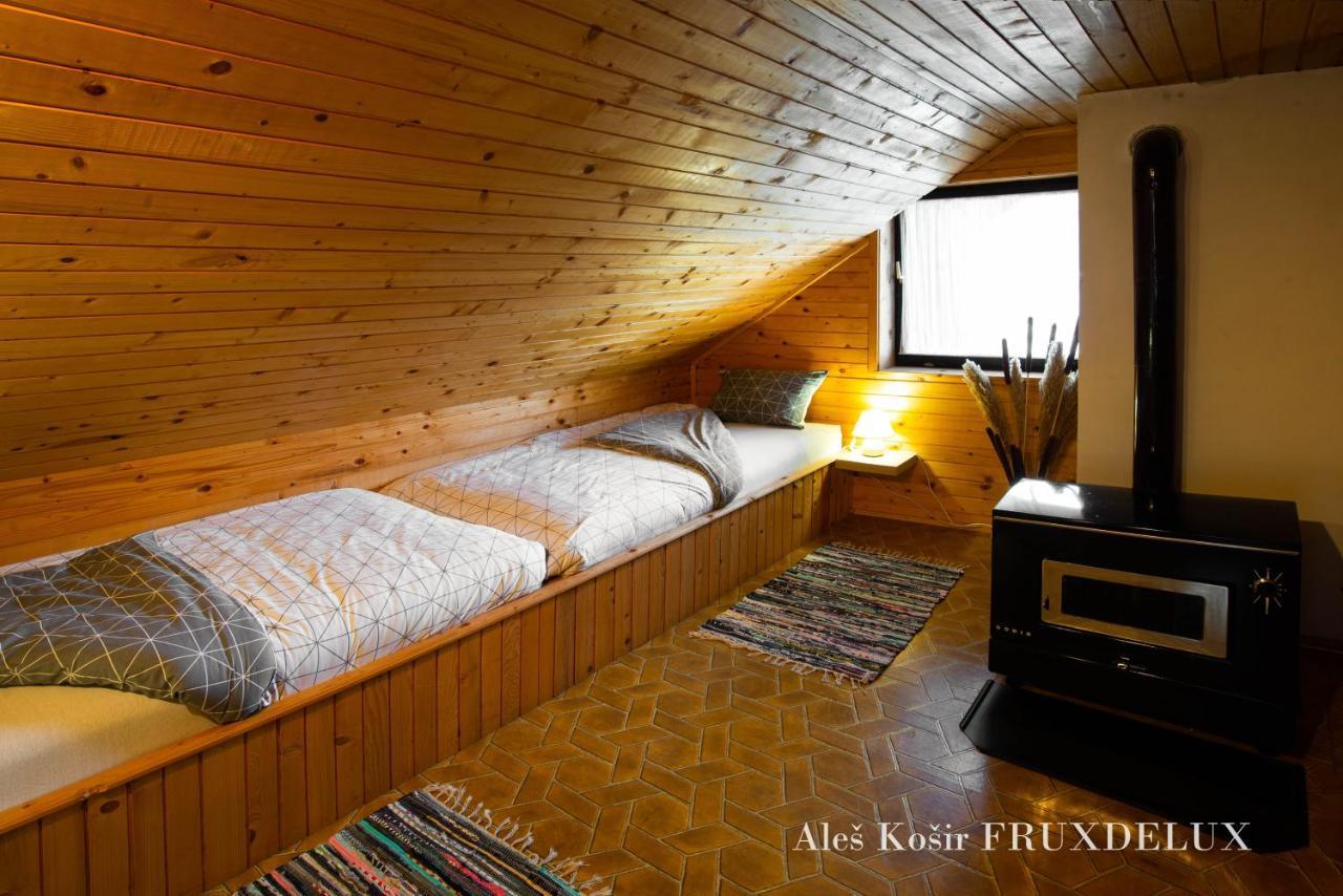 Вилла Pet & Family Friendly House Viktorija - House Near Golica With Triglav View Есенице Экстерьер фото